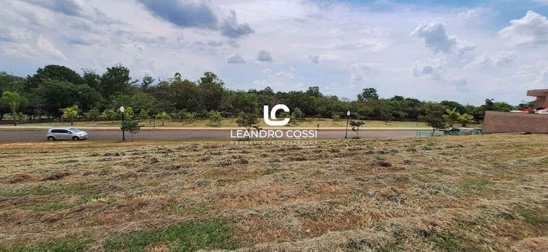 Terreno de Condomínio à venda no Condomínio Villas do Golfe:
