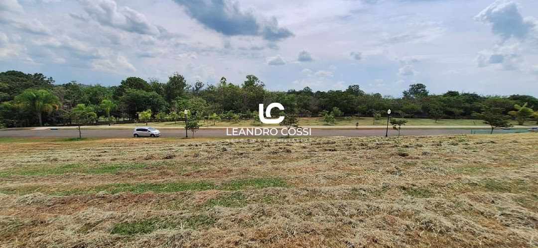 Terreno de Condomínio à venda no Condomínio Villas do Golfe: