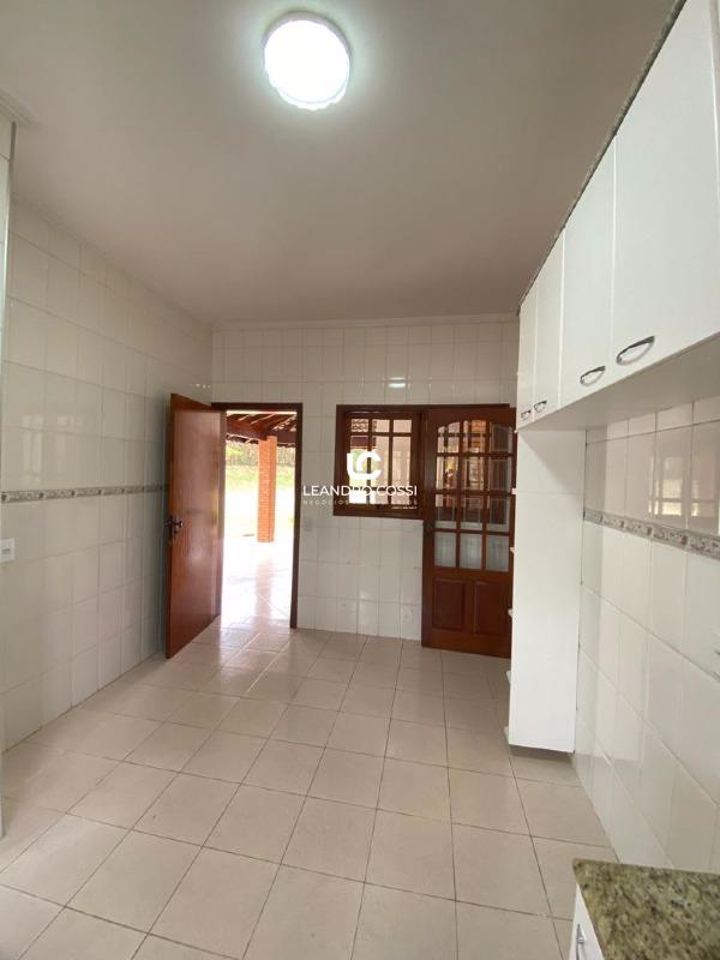 Casa de condomínio à venda no Condomínio Parque Village Castelo: