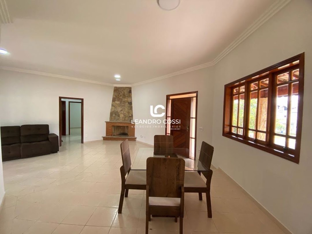 Casa de condomínio à venda no Condomínio Parque Village Castelo: