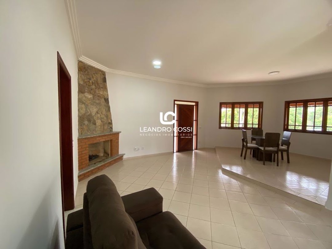 Casa de condomínio à venda no Condomínio Parque Village Castelo: