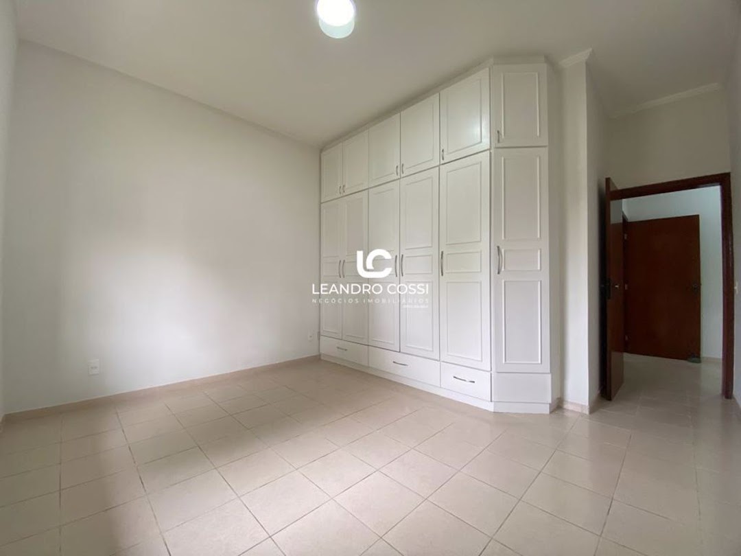 Casa de condomínio à venda no Condomínio Parque Village Castelo: