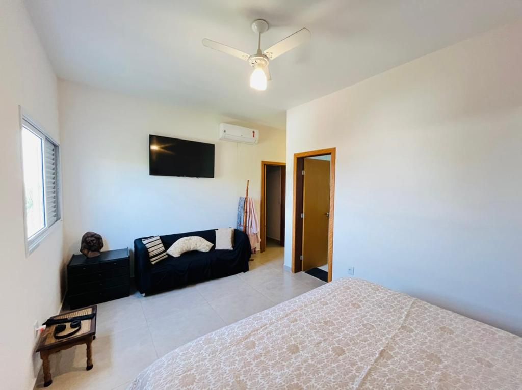 Casa de condomínio à venda no Condomínio Fazenda Kurumin: