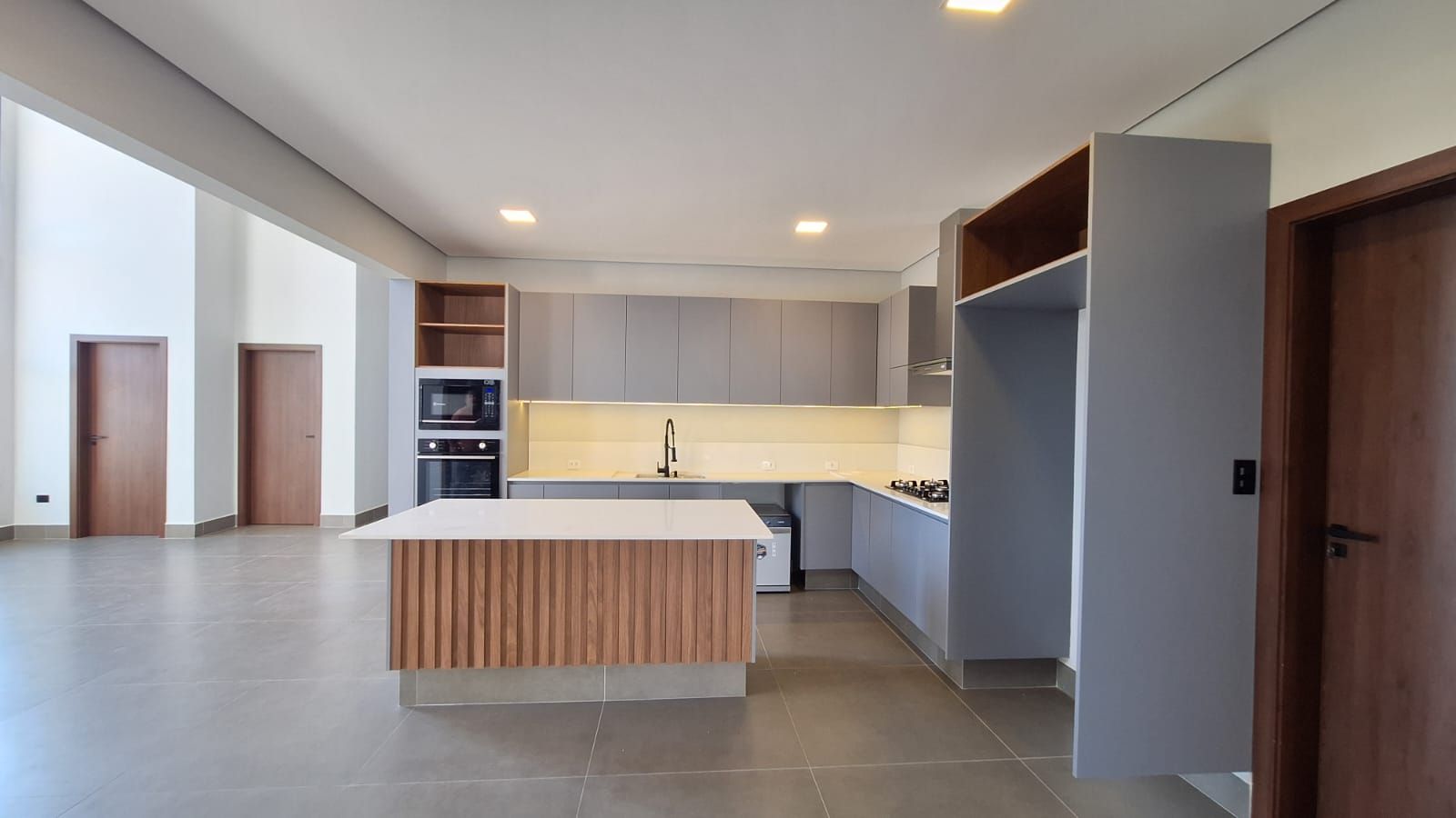 Casa de condomínio à venda no Portal dos Bandeirantes Salto: