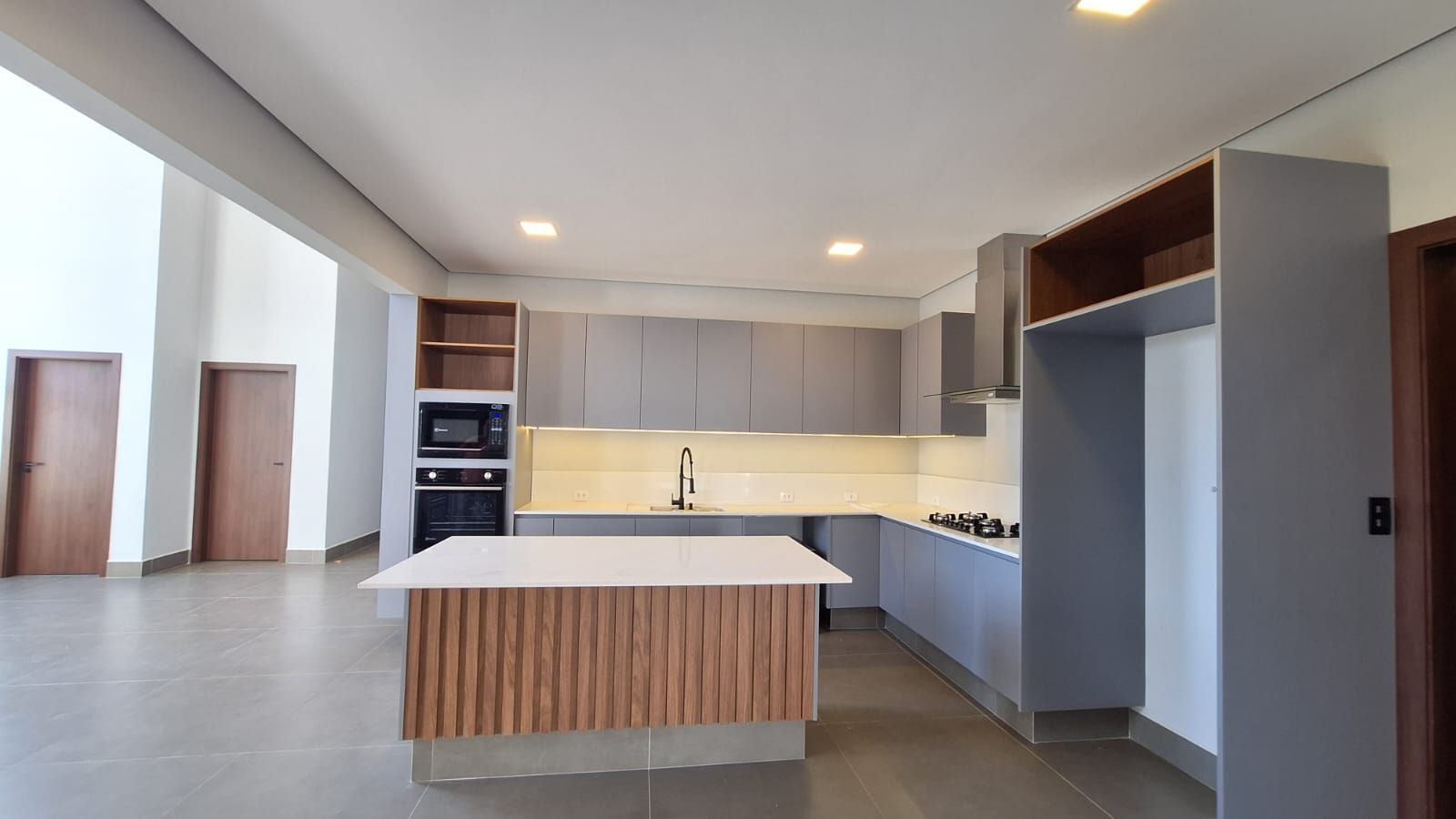 Casa de condomínio à venda no Portal dos Bandeirantes Salto: