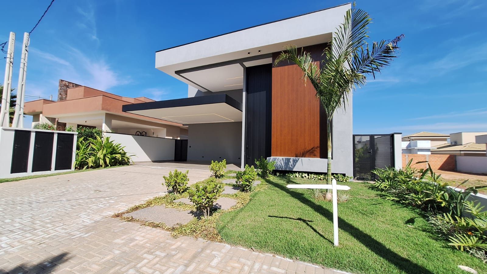 Casa de Condomínio Portal dos Bandeirantes Salto Salto 