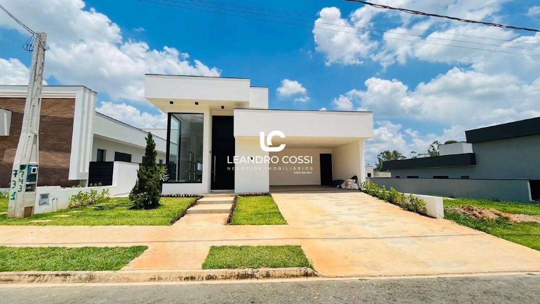 Casa à Venda no Condomínio Central Parque - Salto/Sp