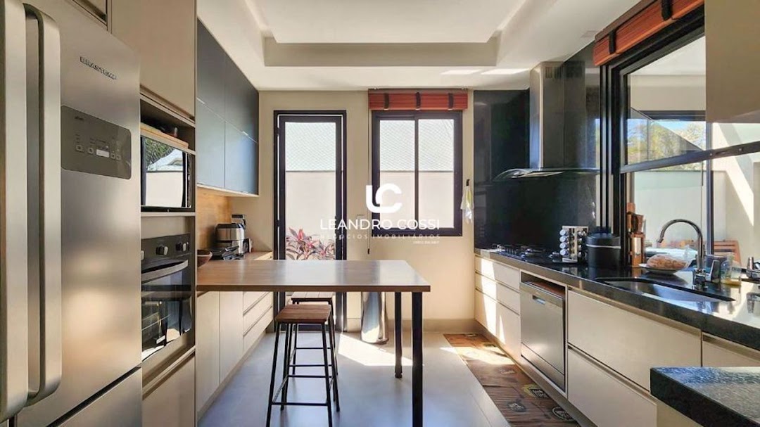 Casa de condomínio à venda no Condomínio Parque do Varvito: