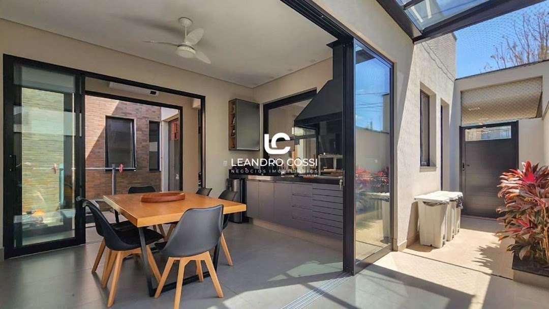 Casa de condomínio à venda no Condomínio Parque do Varvito: