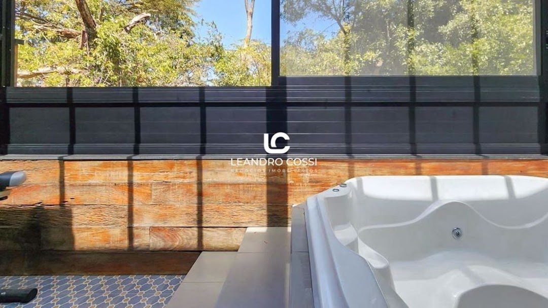 Casa de condomínio à venda no Condomínio Parque do Varvito: