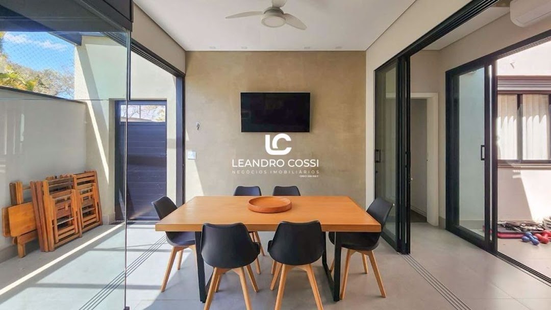 Casa de condomínio à venda no Condomínio Parque do Varvito: