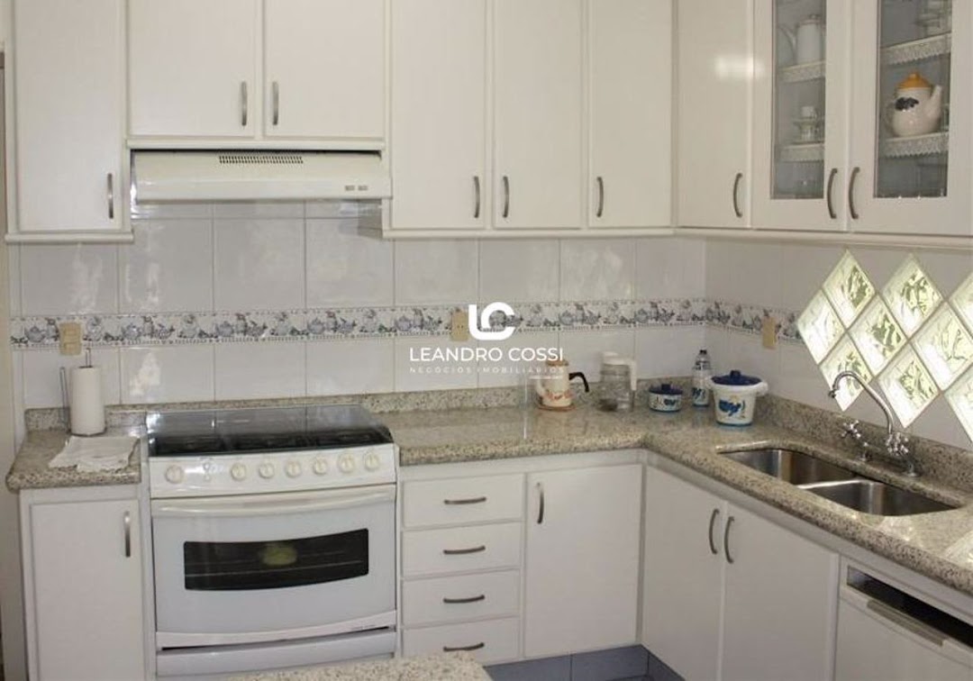 Casa de condomínio à venda no Condomínio Campos de Santo Antônio: