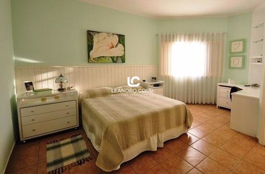 Casa de condomínio à venda no Condomínio Campos de Santo Antônio: