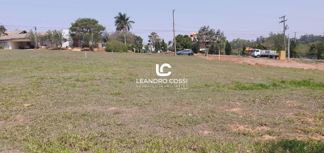 Terreno de Condomínio à venda no Condomínio Village Moutonnée: