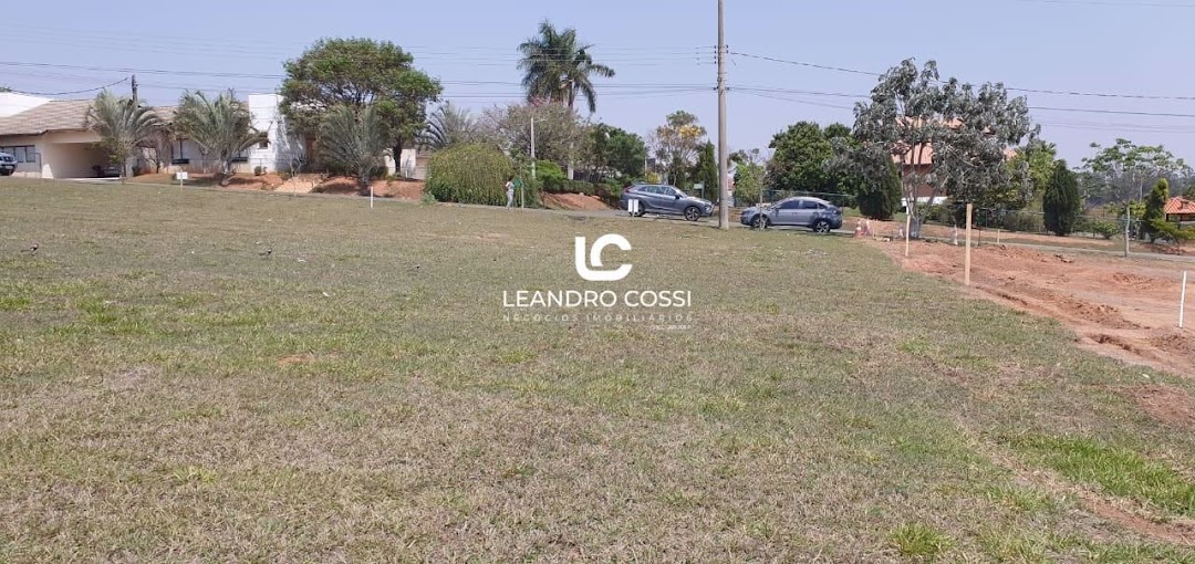 Terreno de Condomínio à venda no Condomínio Village Moutonnée: