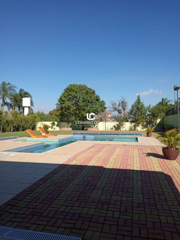 Casa de condomínio à venda no Condomínio Parque Village Castelo: