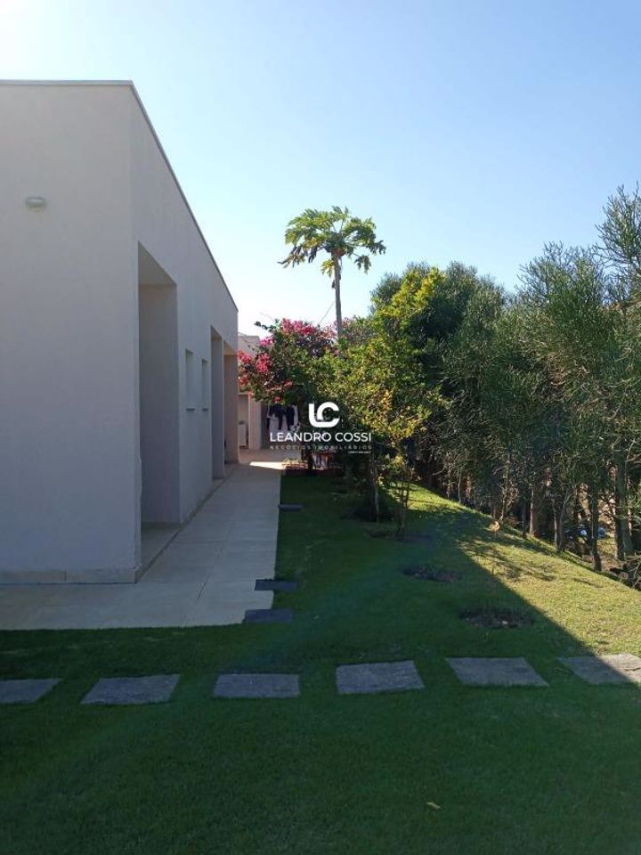 Casa de condomínio à venda no Condomínio Parque Village Castelo: