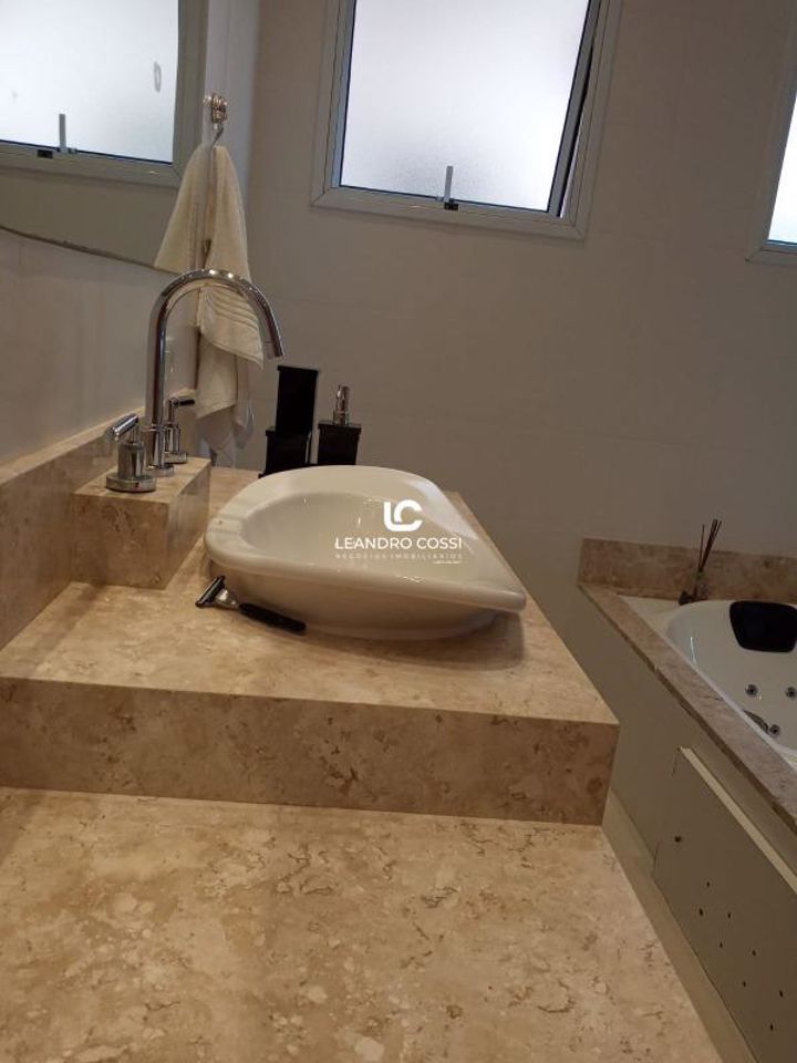 Casa de condomínio à venda no Condomínio Parque Village Castelo: