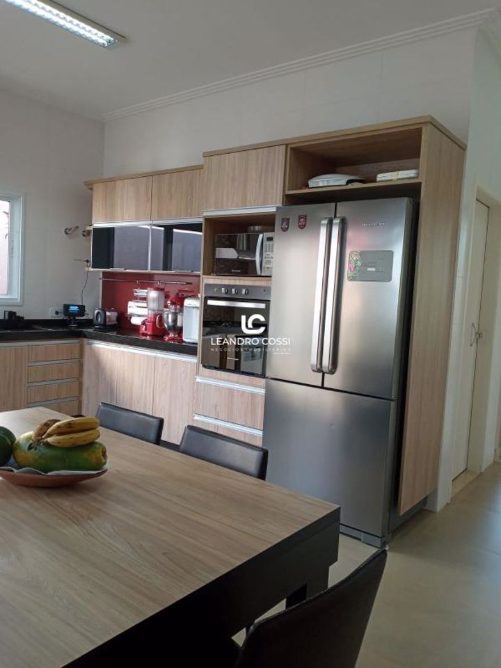 Casa de condomínio à venda no Condomínio Parque Village Castelo: