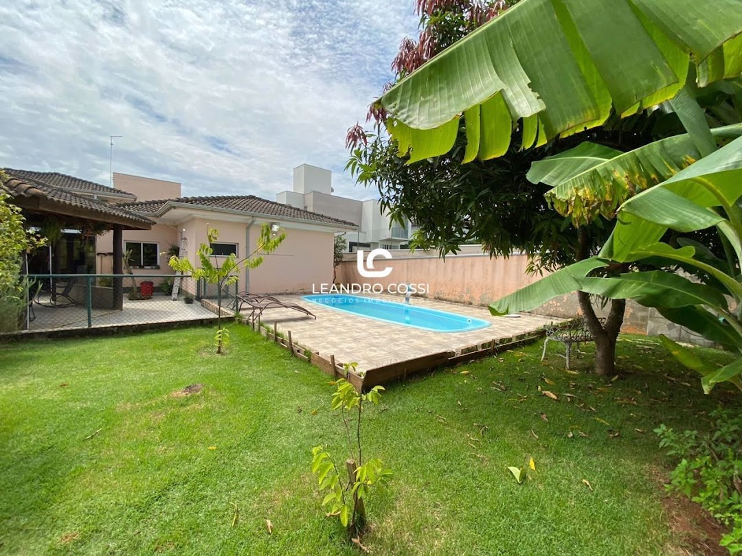 Casa de condomínio à venda no Condomínio Terras de Mont Serrat: