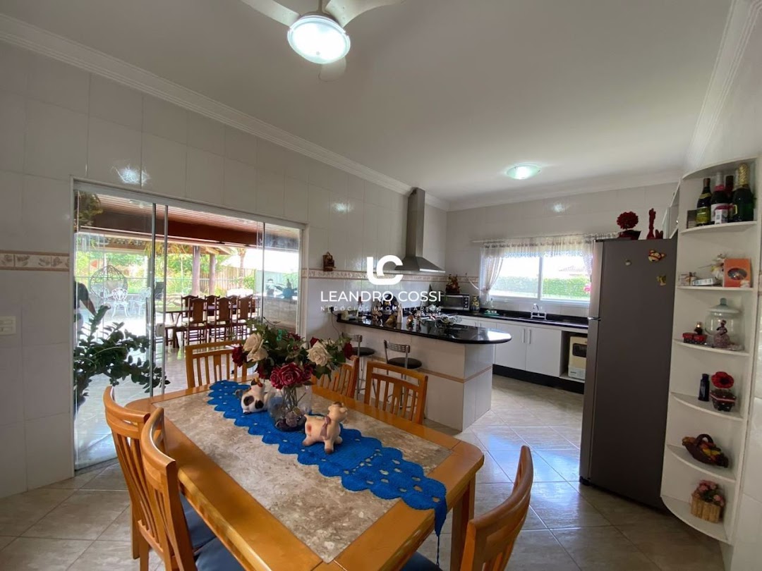 Casa de condomínio à venda no Condomínio Terras de Mont Serrat: