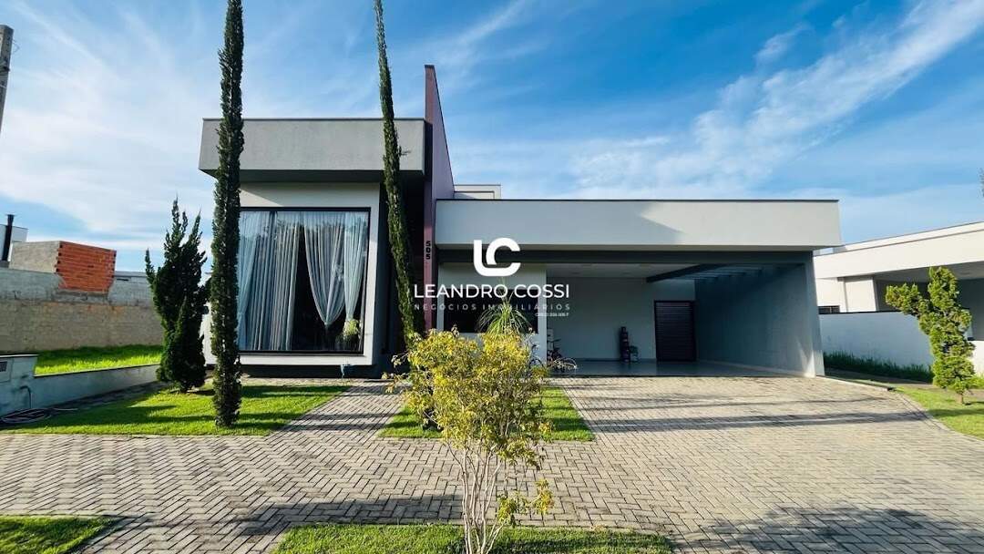 Casa à Venda no Condomínio Lagos D'icaraí, Salto/Sp