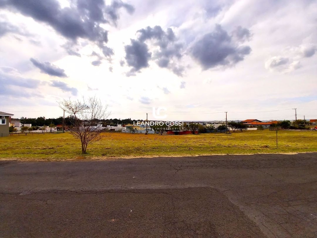 Terreno à Venda no Condomínio Palmeiras Imperiais, Salto/Sp