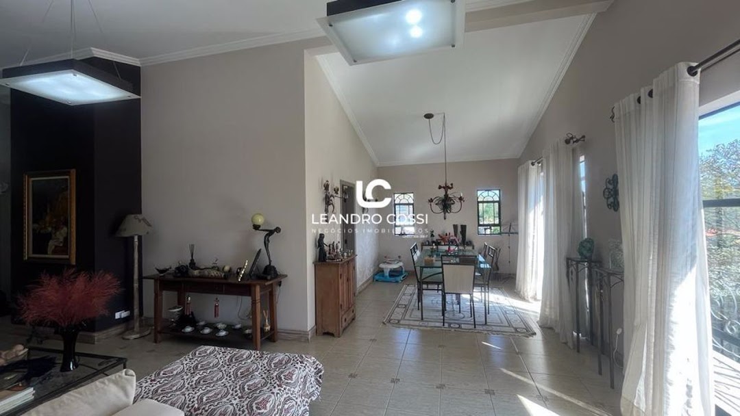 Casa de condomínio à venda no Condomínio Campos de Santo Antônio: