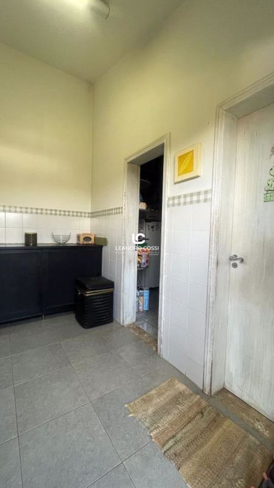 Casa de condomínio à venda no Condomínio Campos de Santo Antônio: