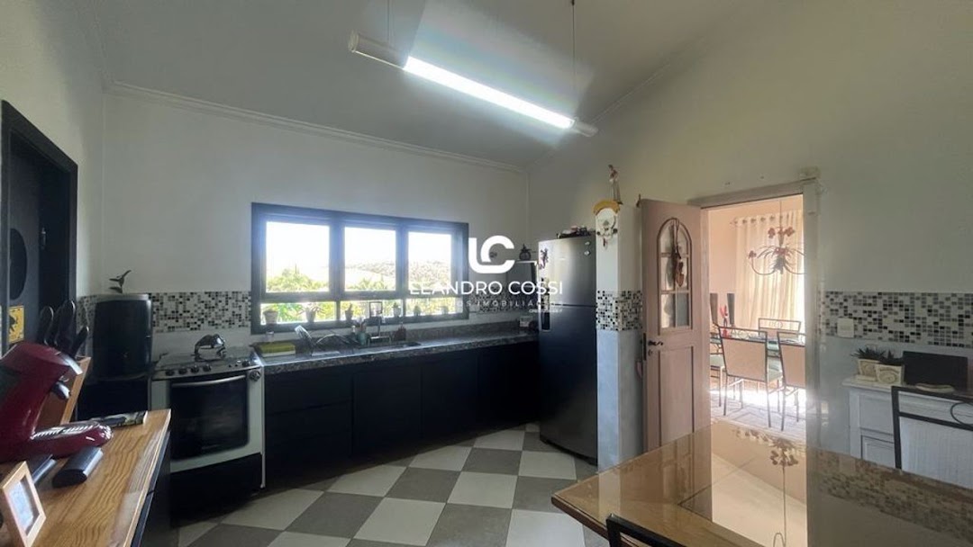 Casa de condomínio à venda no Condomínio Campos de Santo Antônio: