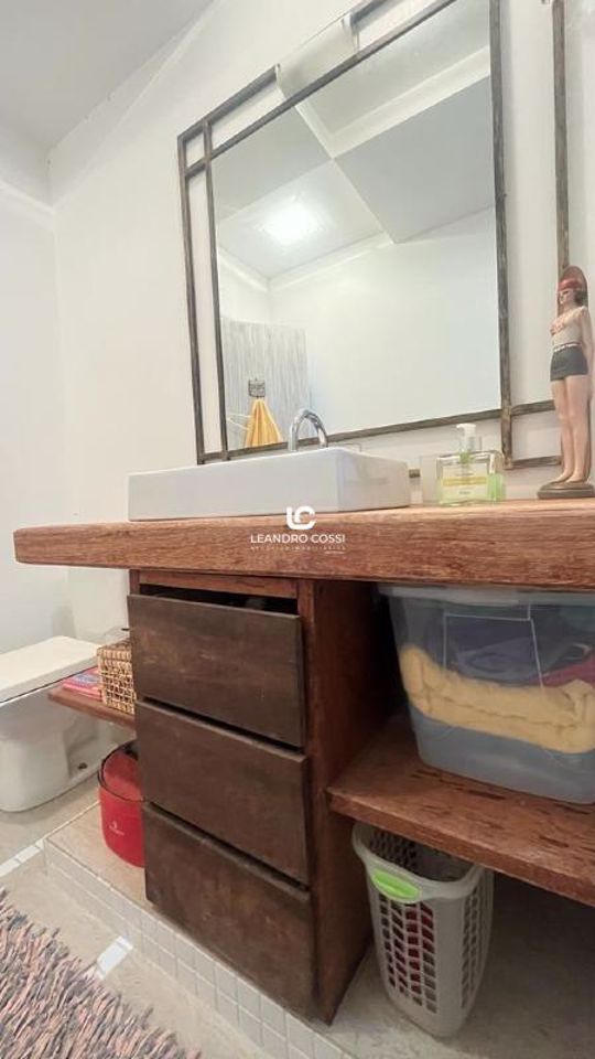 Casa de condomínio à venda no Condomínio Campos de Santo Antônio: