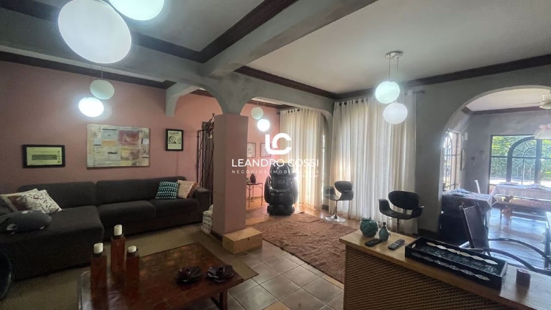 Casa de condomínio à venda no Condomínio Campos de Santo Antônio: