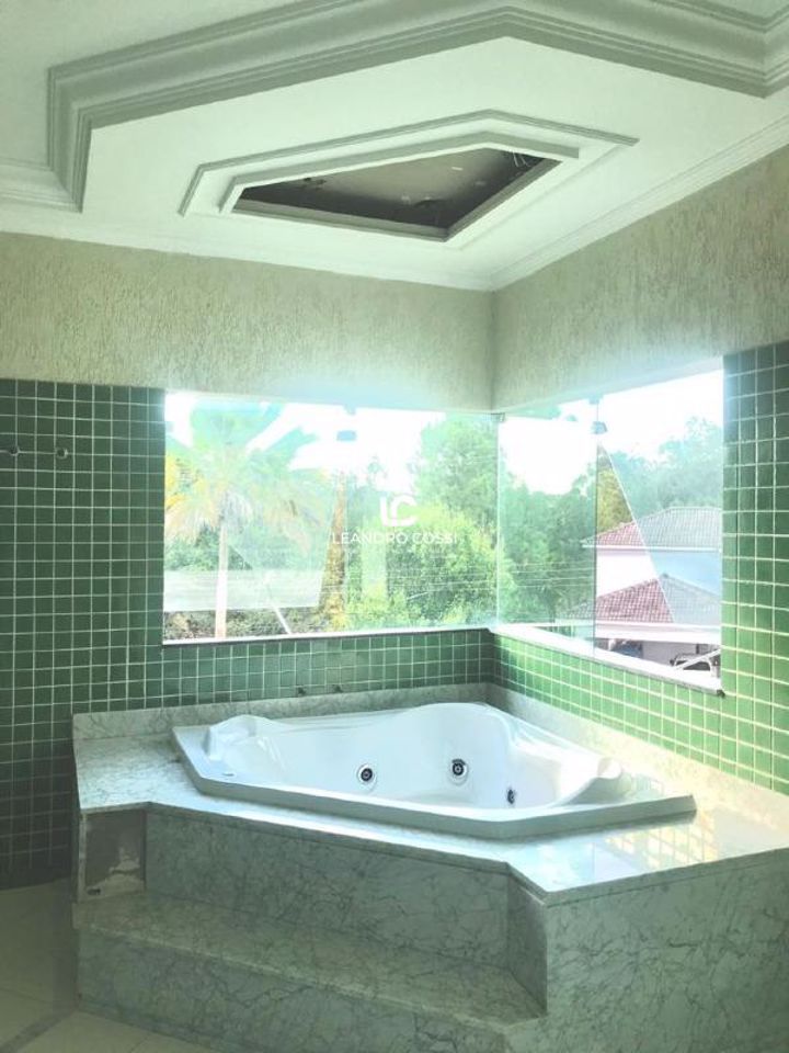 Casa de condomínio à venda no Condomínio Parque Village Castelo: