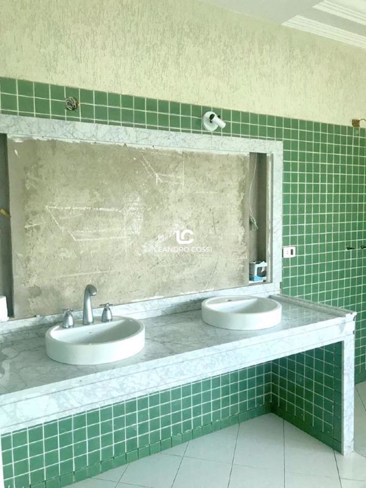 Casa de condomínio à venda no Condomínio Parque Village Castelo: