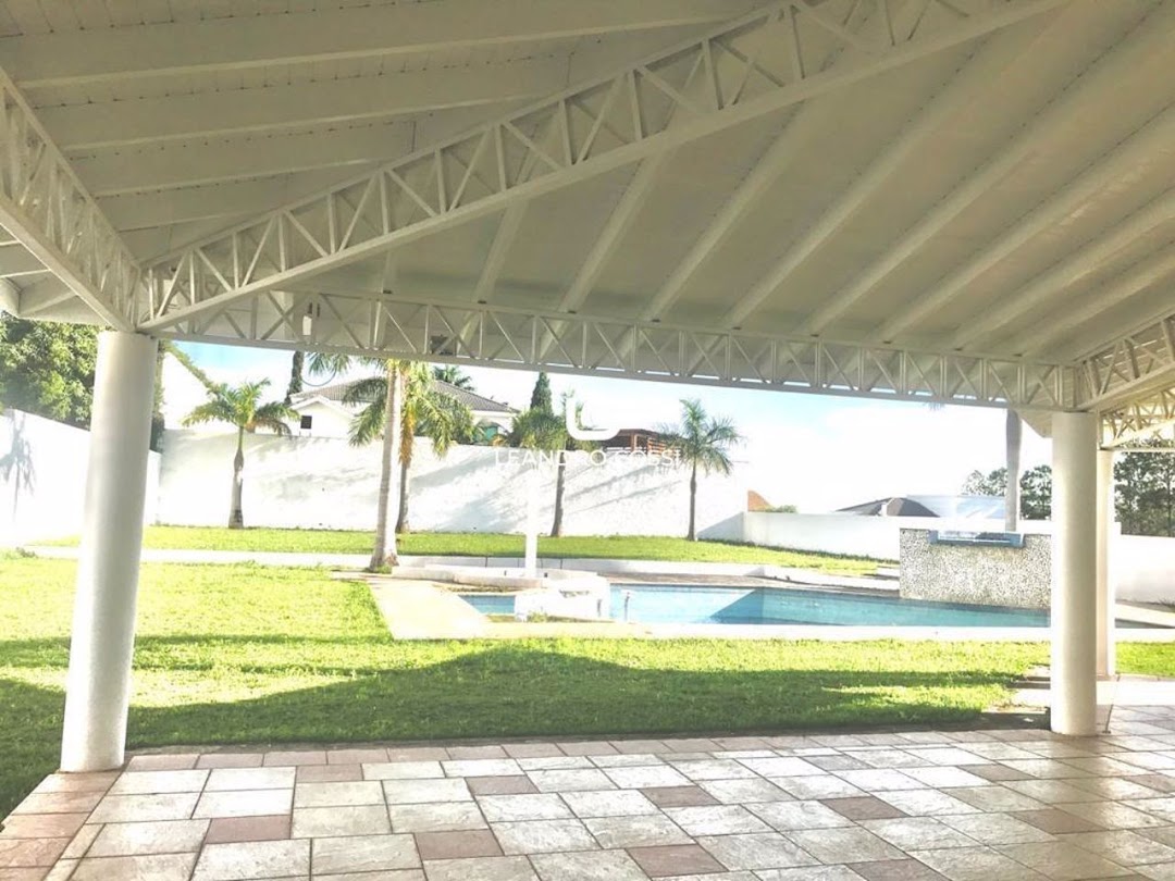 Casa de condomínio à venda no Condomínio Parque Village Castelo: