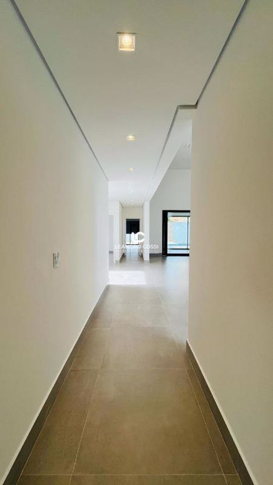 Casa de condomínio à venda no Residencial Parque Campos de Santo Antônio II: