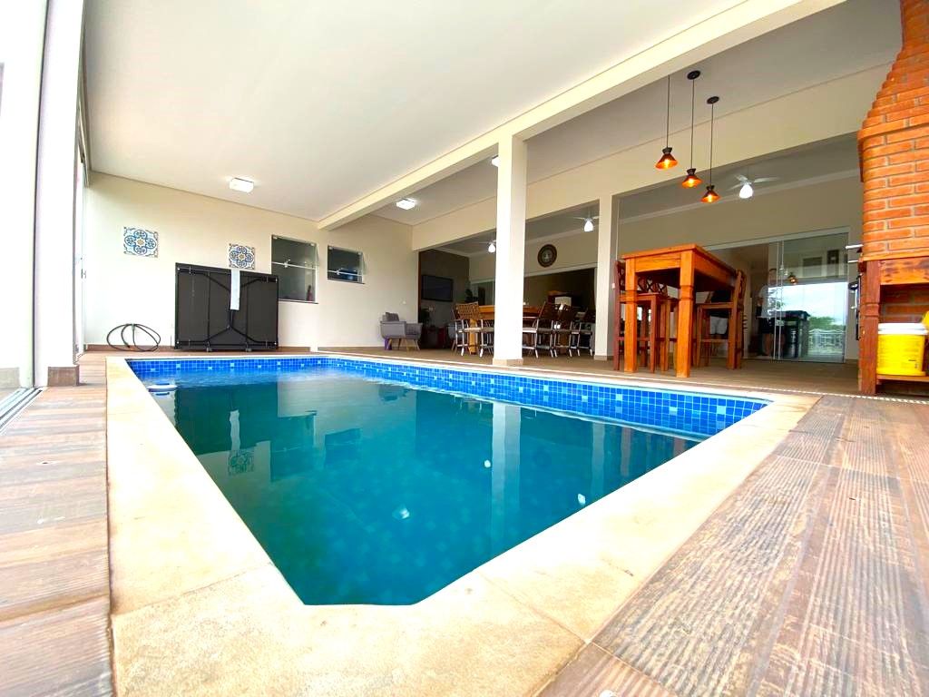 Casa de condomínio à venda no Condomínio Terras de Mont Serrat: