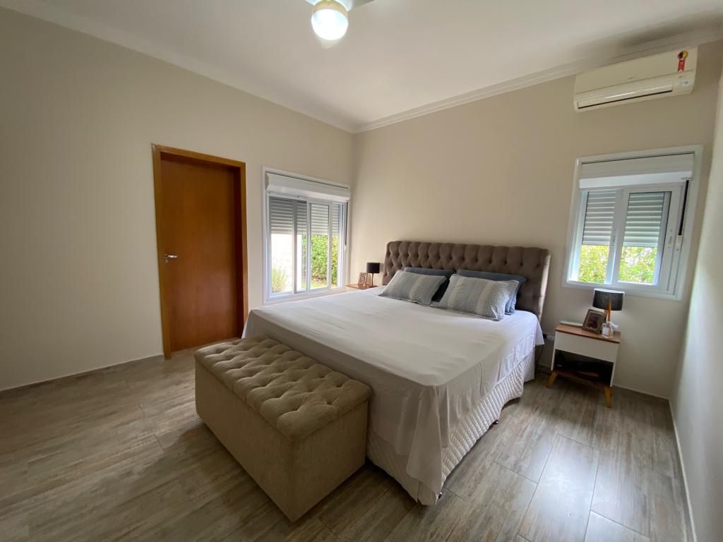 Casa de condomínio à venda no Condomínio Terras de Mont Serrat: