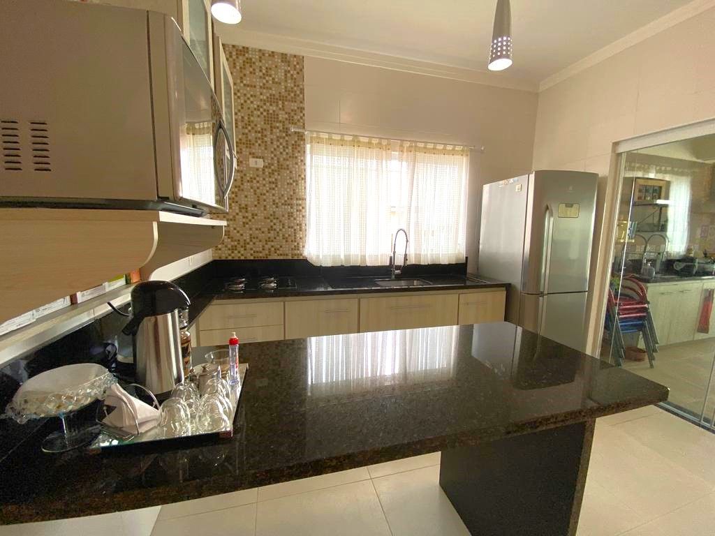 Casa de condomínio à venda no Condomínio Terras de Mont Serrat: