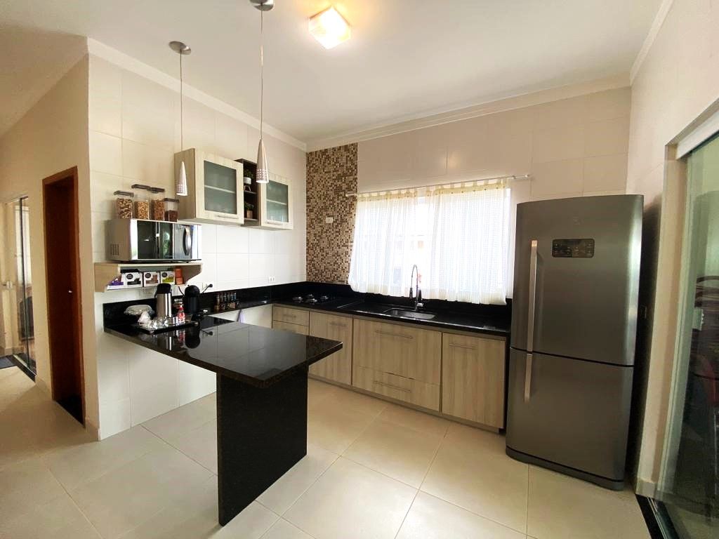 Casa de condomínio à venda no Condomínio Terras de Mont Serrat: