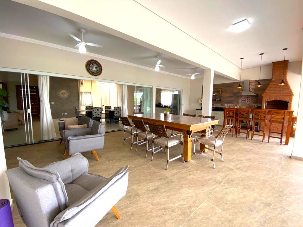 Casa de condomínio à venda no Condomínio Terras de Mont Serrat: