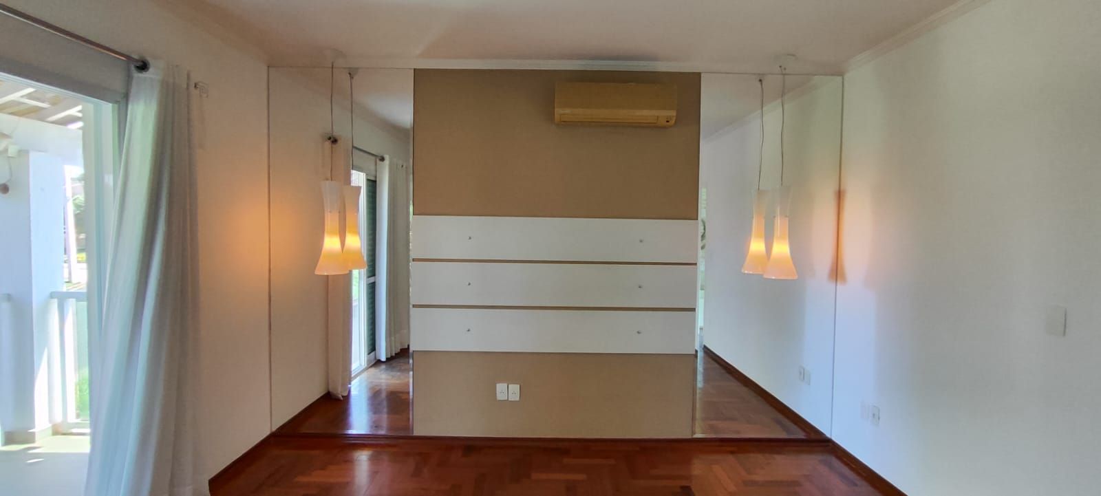 Casa de condomínio à venda no Condomínio Campos de Santo Antônio: