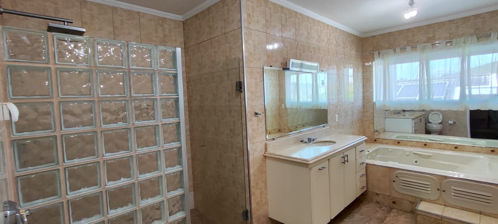 Casa de condomínio à venda no Condomínio Campos de Santo Antônio: