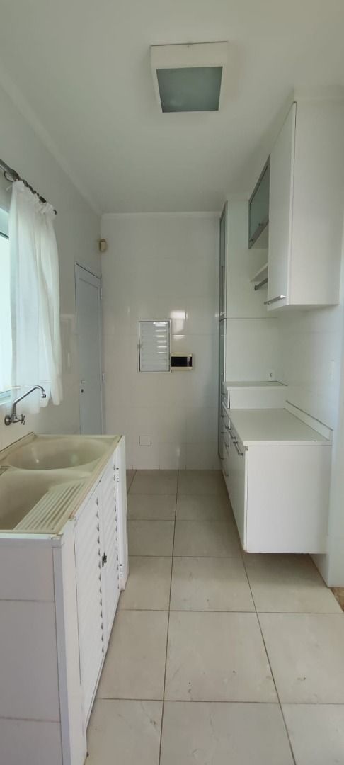 Casa de condomínio à venda no Condomínio Campos de Santo Antônio: