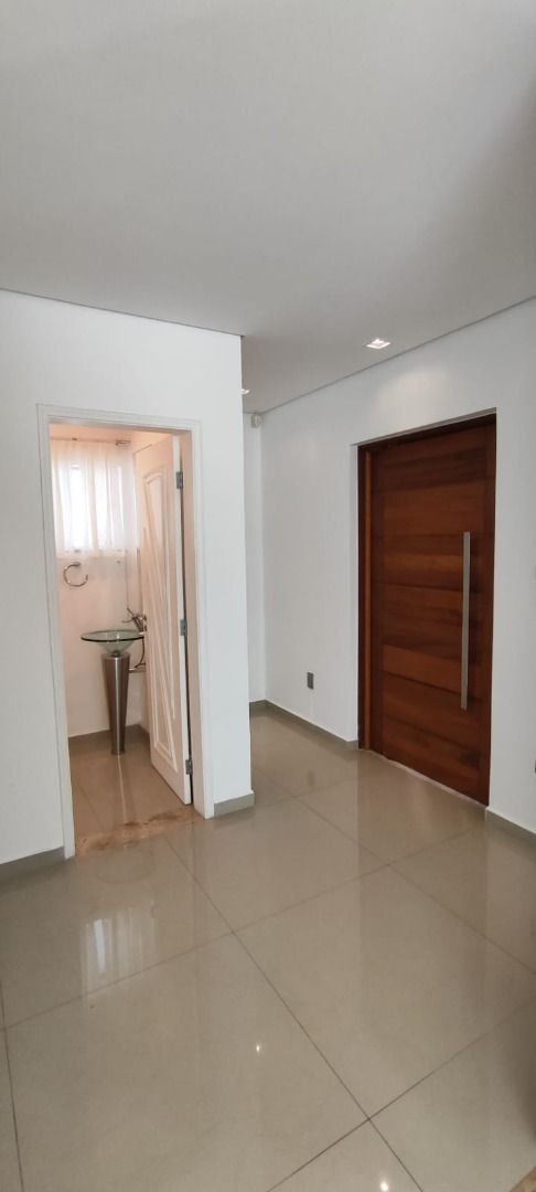 Casa de condomínio à venda no Condomínio Campos de Santo Antônio: