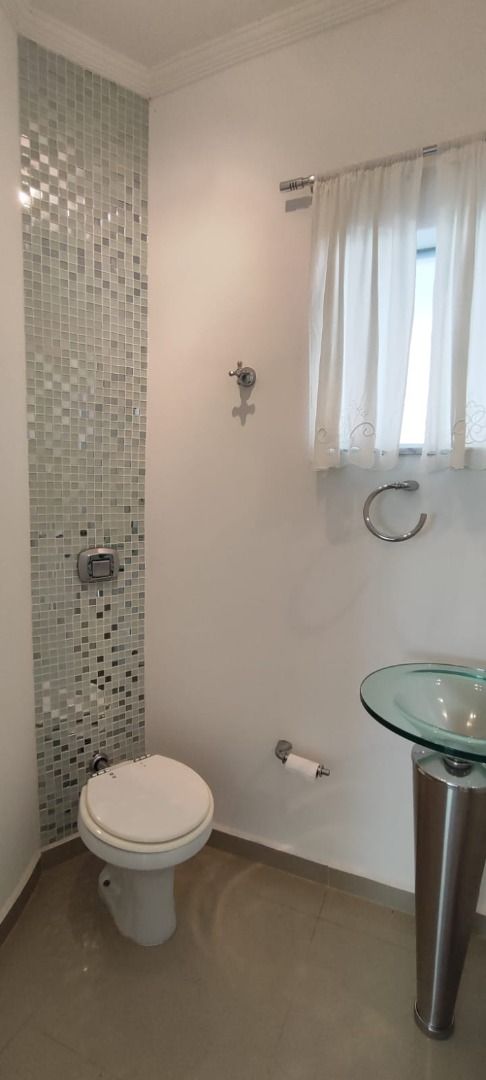 Casa de condomínio à venda no Condomínio Campos de Santo Antônio: