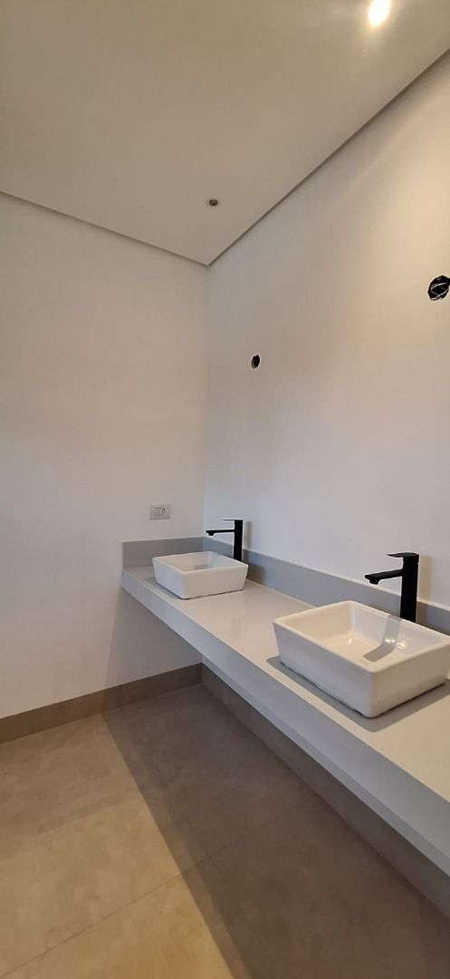 Casa de condomínio à venda no Condomínio Residencial Una: