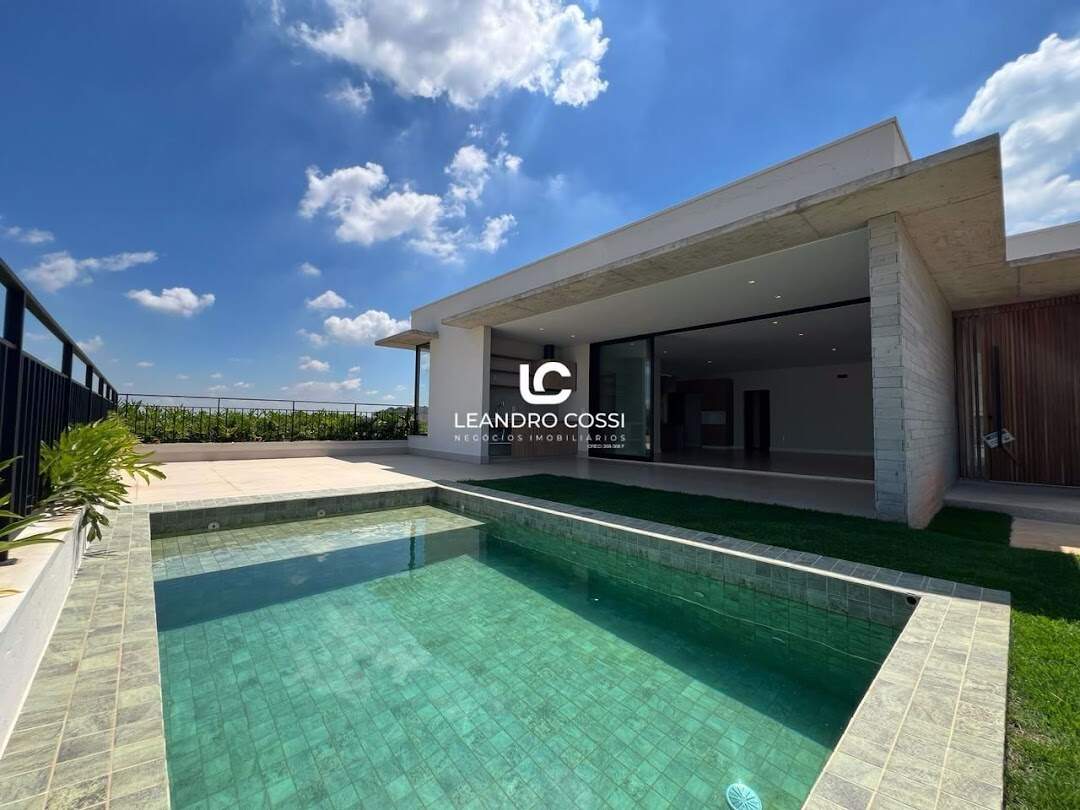 Casa à Venda no Condomínio Villas do Golf - Itu/Sp