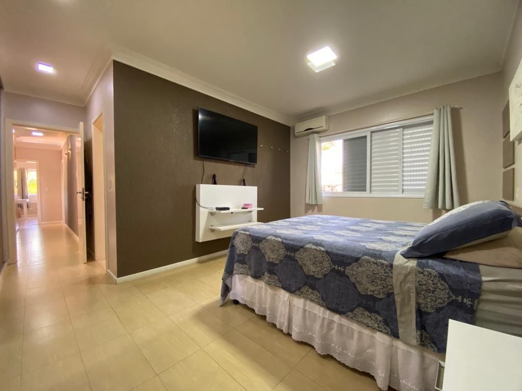 Casa de condomínio à venda no Condomínio Terras de Mont Serrat: