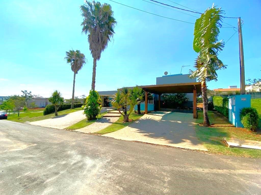 Casa de condomínio à venda no Condomínio Terras de Mont Serrat: